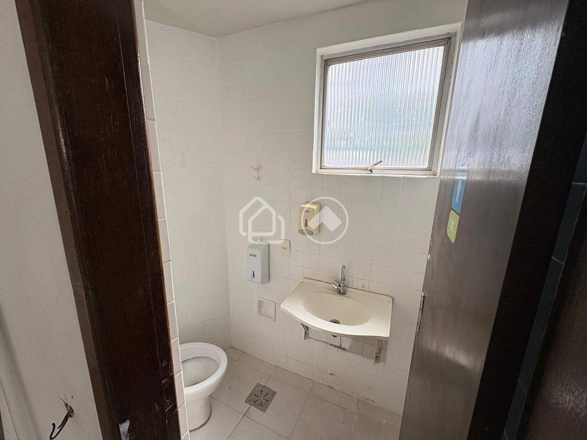 Sala, Lourdes, 1 Vaga