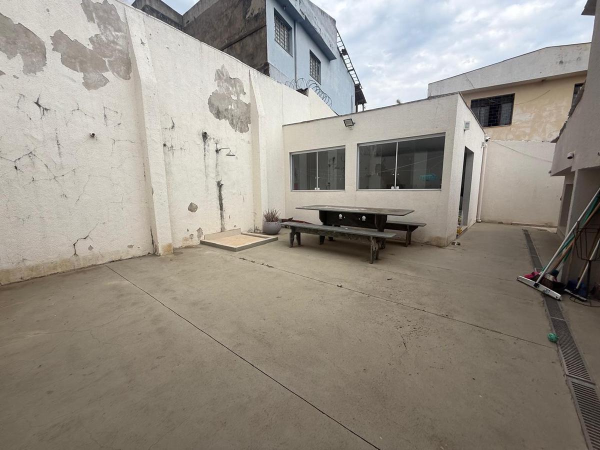 Casa, Cachoeirinha, 3 Quartos, 2 Vagas