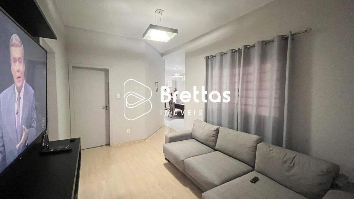 Casa, Centro, 2 Quartos, 2 Vagas, 2 Suítes