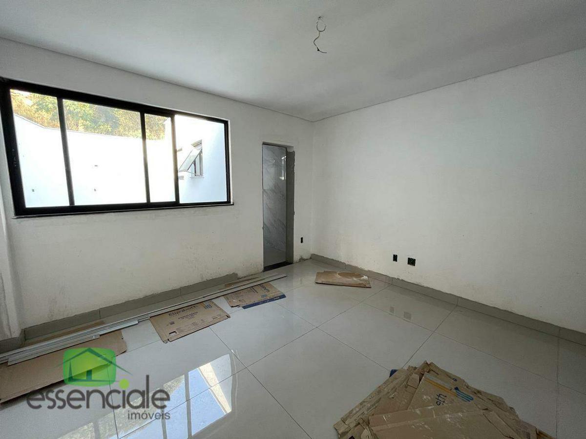 Casa, Europa, 3 Quartos, 3 Vagas, 1 Suíte