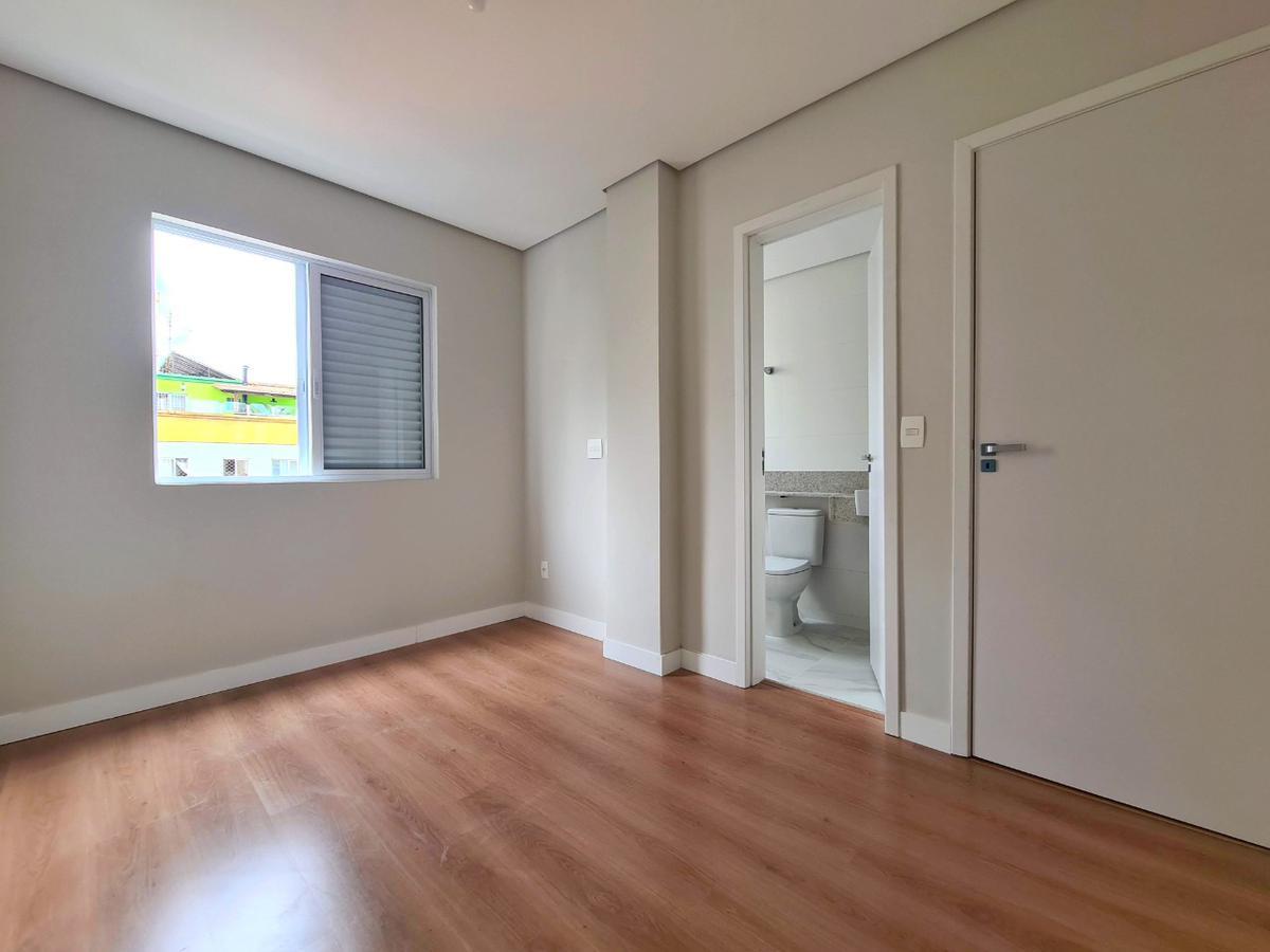 Apartamento, Sagrada Família, 3 Quartos, 2 Vagas, 1 Suíte