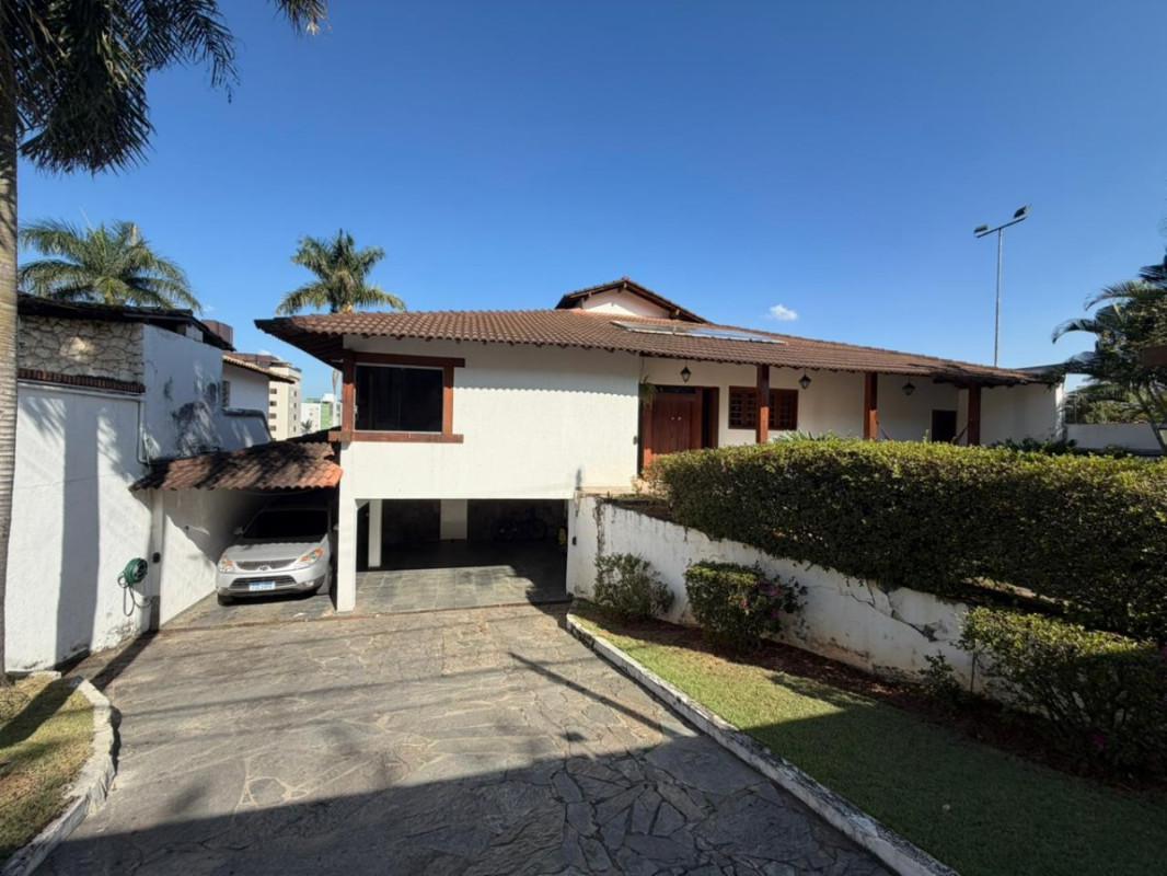 Casa, São Luiz (pampulha), 4 Quartos, 8 Vagas, 1 Suíte