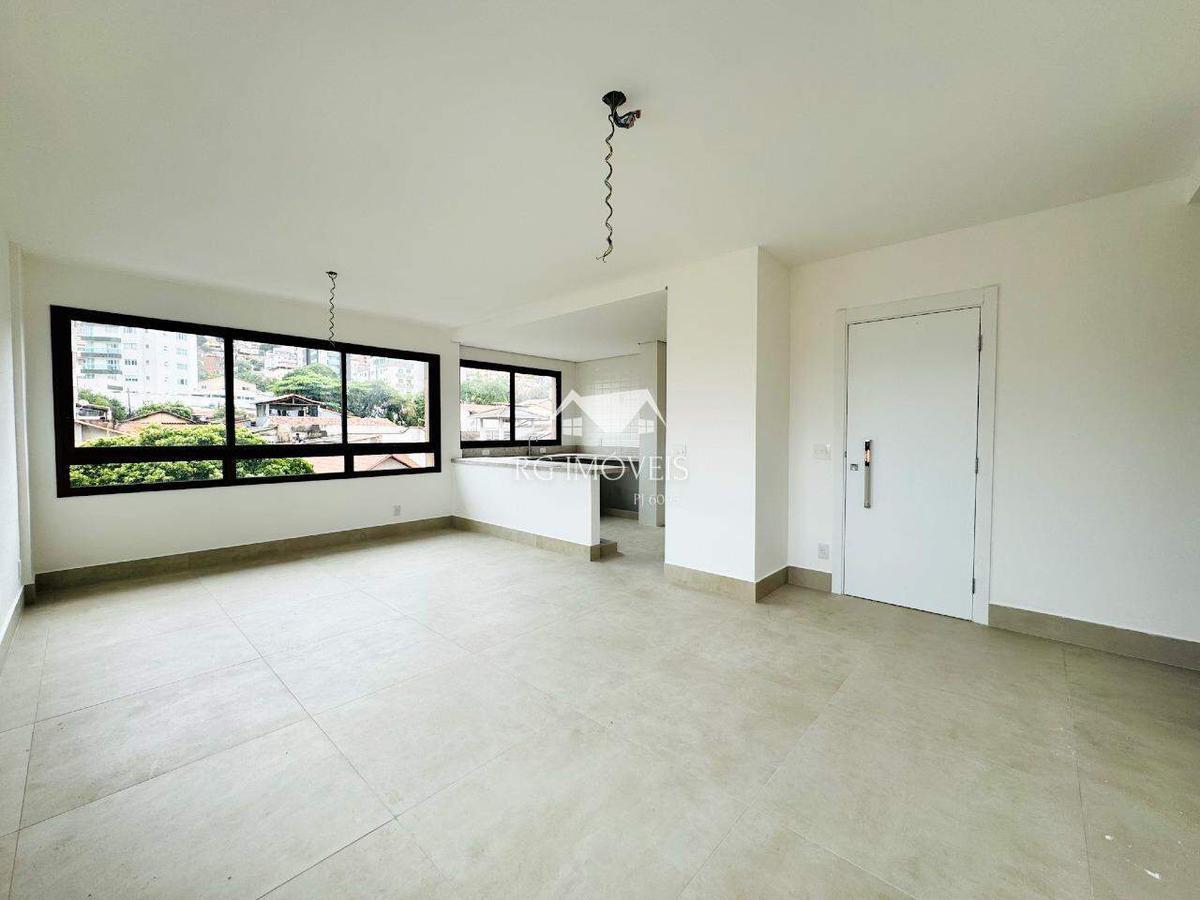 Apartamento, Barreiro, 3 Quartos, 2 Vagas, 1 Suíte