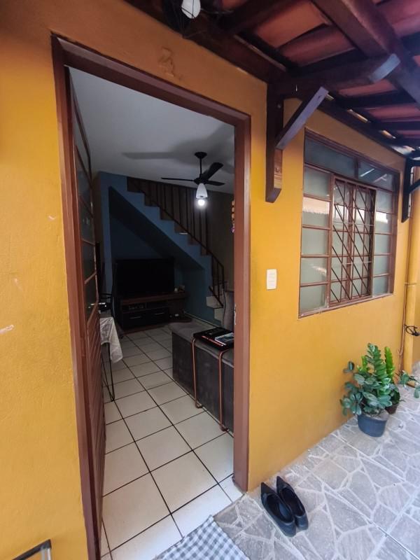 Casa, Laranjeiras, 2 Quartos, 1 Vaga
