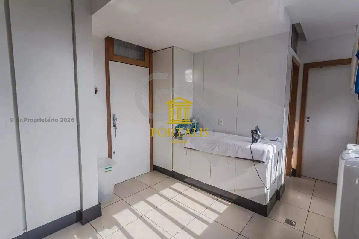 Apartamento, Serra, 4 Quartos, 3 Vagas, 2 Suítes