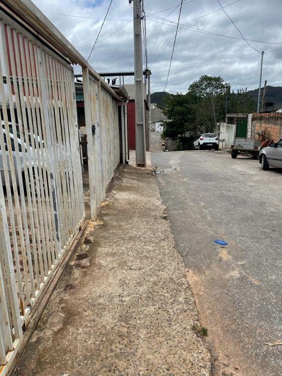 Casa, Vila Francisco de Moura, 2 Quartos, 1 Vaga