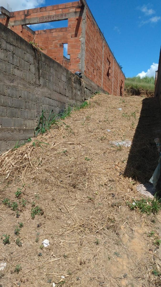 Casa, Centro, 2 Quartos, 5 Vagas