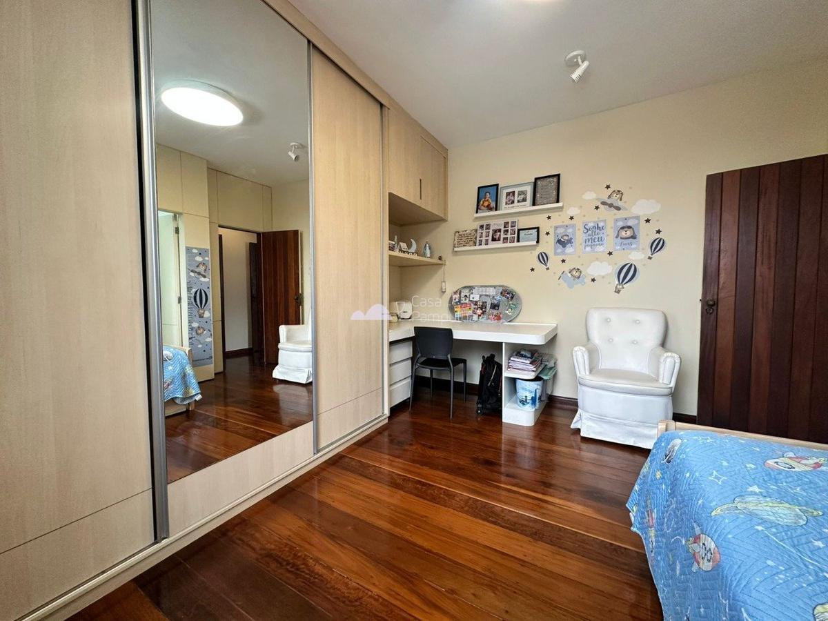 Casa, Planalto, 4 Quartos, 2 Vagas, 3 Suítes