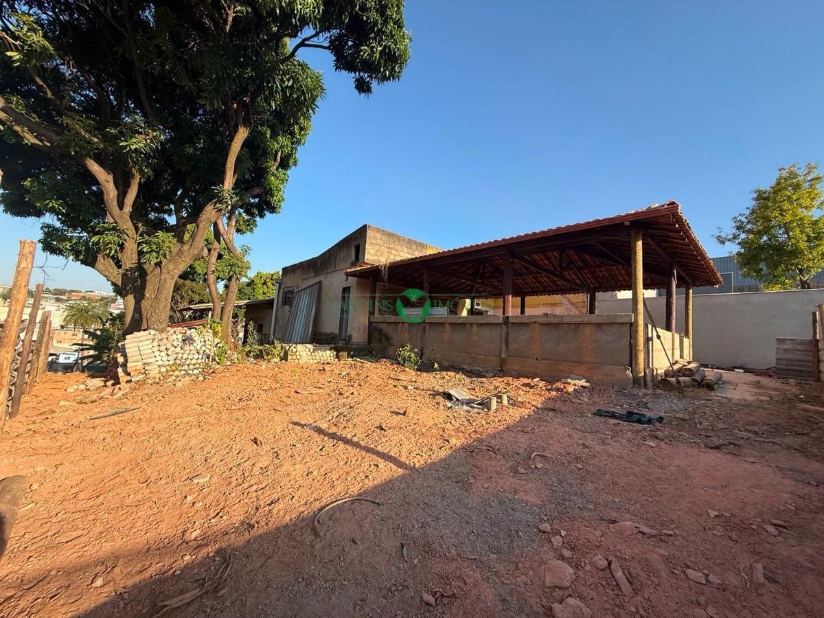 Lote, São Francisco, 0 Quarto, 0 Vaga