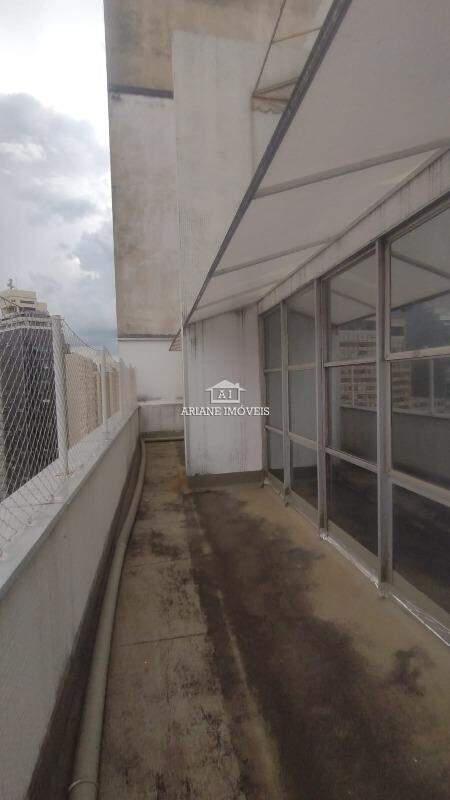 Andar, Centro, 0 Quarto, 4 Vagas