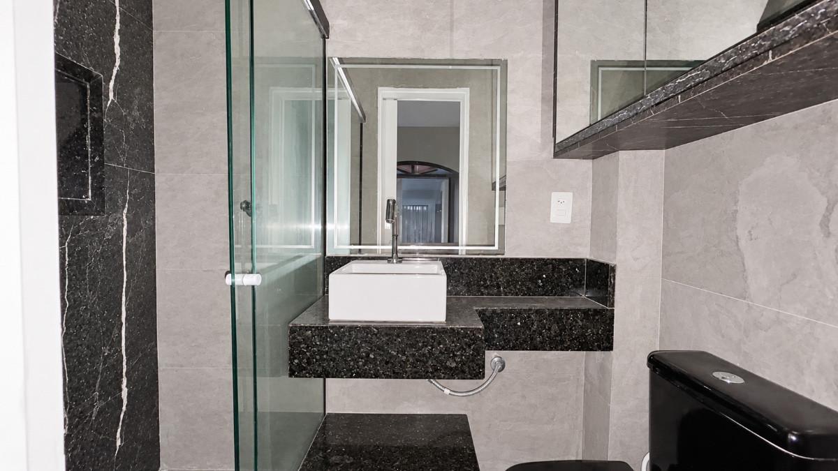 Apartamento, Luxemburgo, 4 Quartos, 1 Vaga, 1 Suíte
