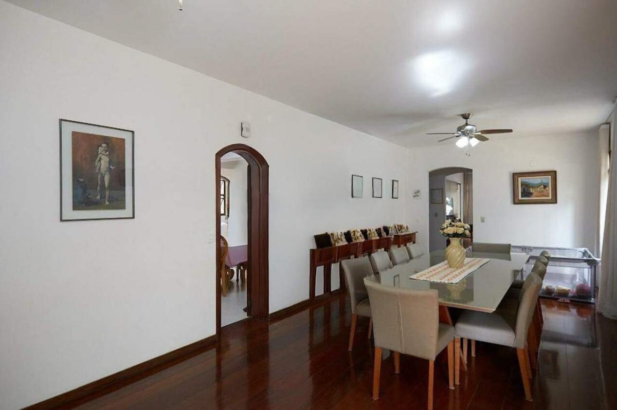 Apartamento, Funcionários, 4 Quartos, 3 Vagas, 2 Suítes