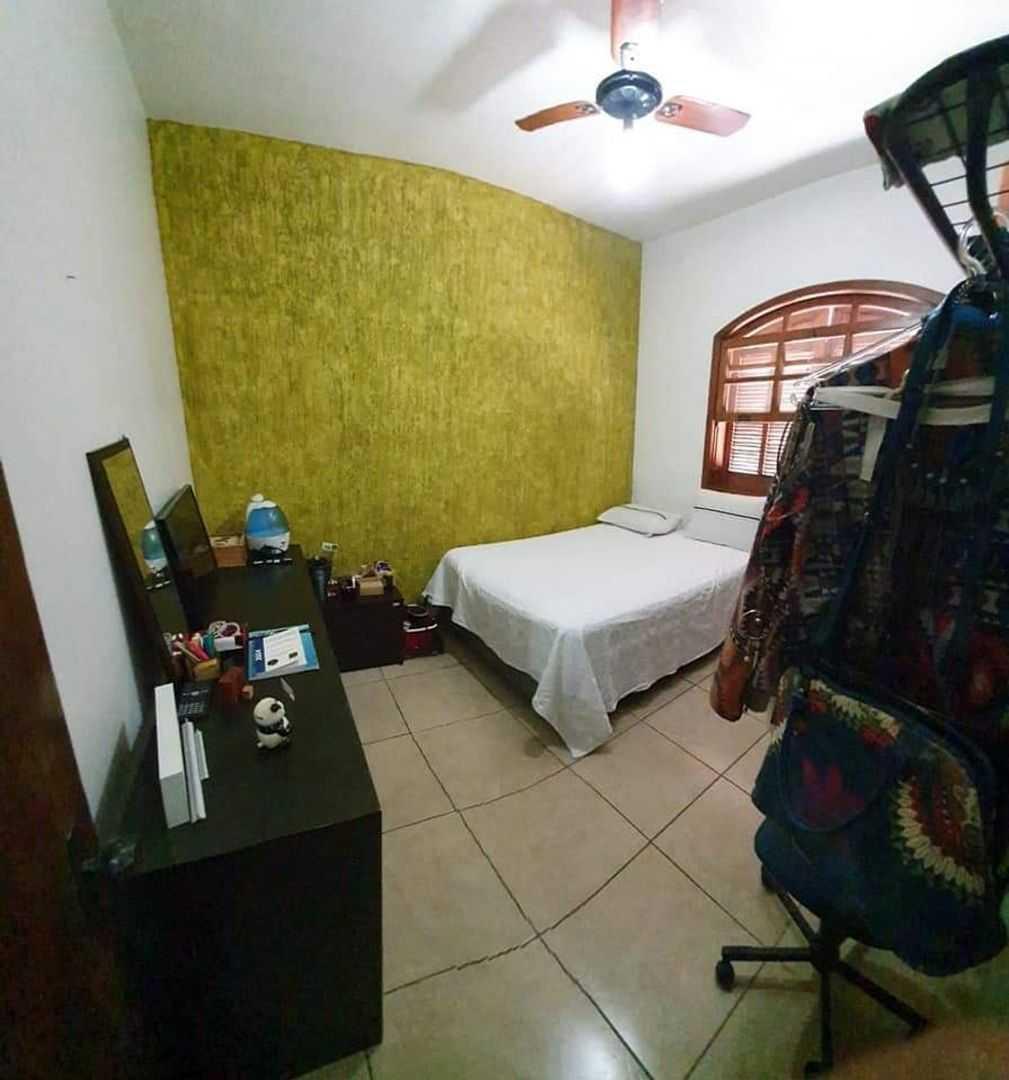 Casa, Colonial, 3 Quartos, 5 Vagas, 1 Suíte