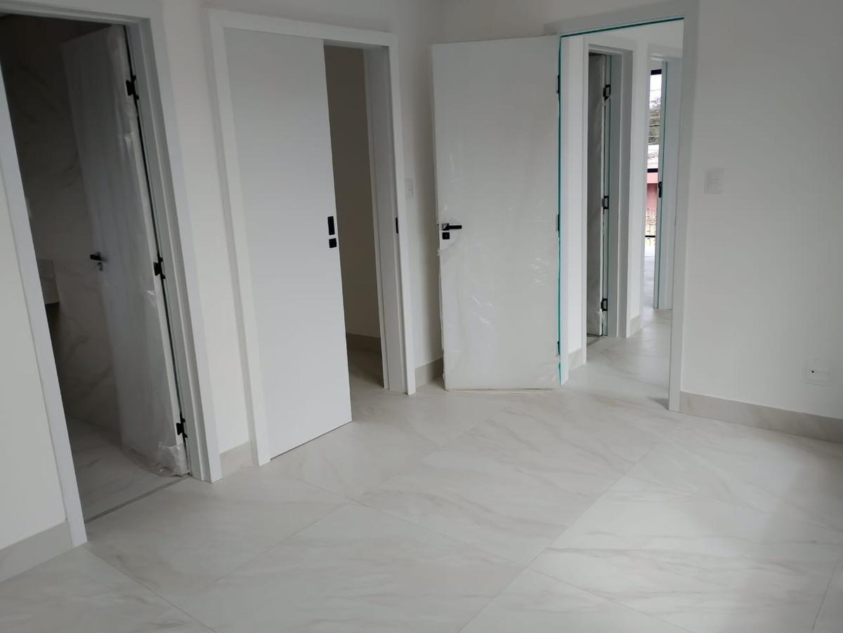 Casa, Planalto, 3 Quartos, 1 Vaga, 1 Suíte