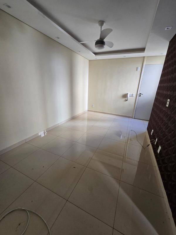 Apartamento, Vale das Amendoeiras, 2 Quartos, 1 Vaga