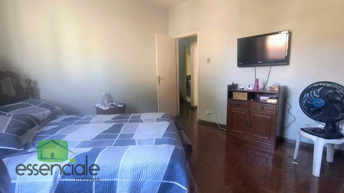 Casa, Santa Cruz Industrial, 3 Quartos, 3 Vagas, 1 Suíte