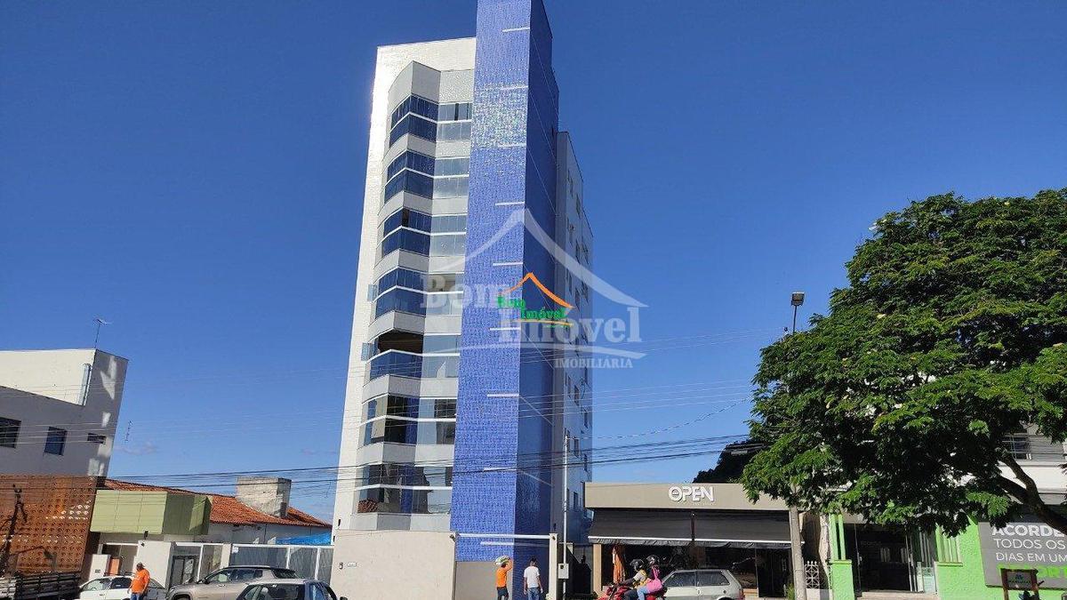 Apartamento, Centro, 4 Quartos, 3 Vagas, 4 Suítes