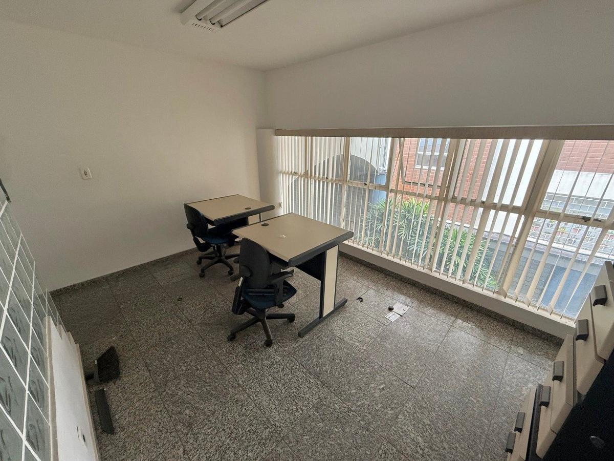 Andar, São José, 0 Quarto, 0 Vaga