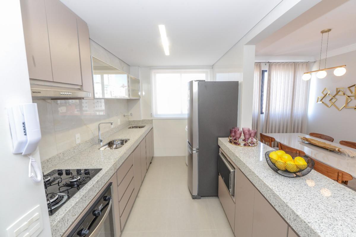 Apartamento, Sagrada Família, 3 Quartos, 2 Vagas, 1 Suíte
