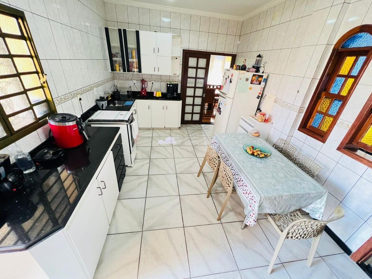 Casa, Santa Mônica, 3 Quartos, 2 Vagas, 2 Suítes