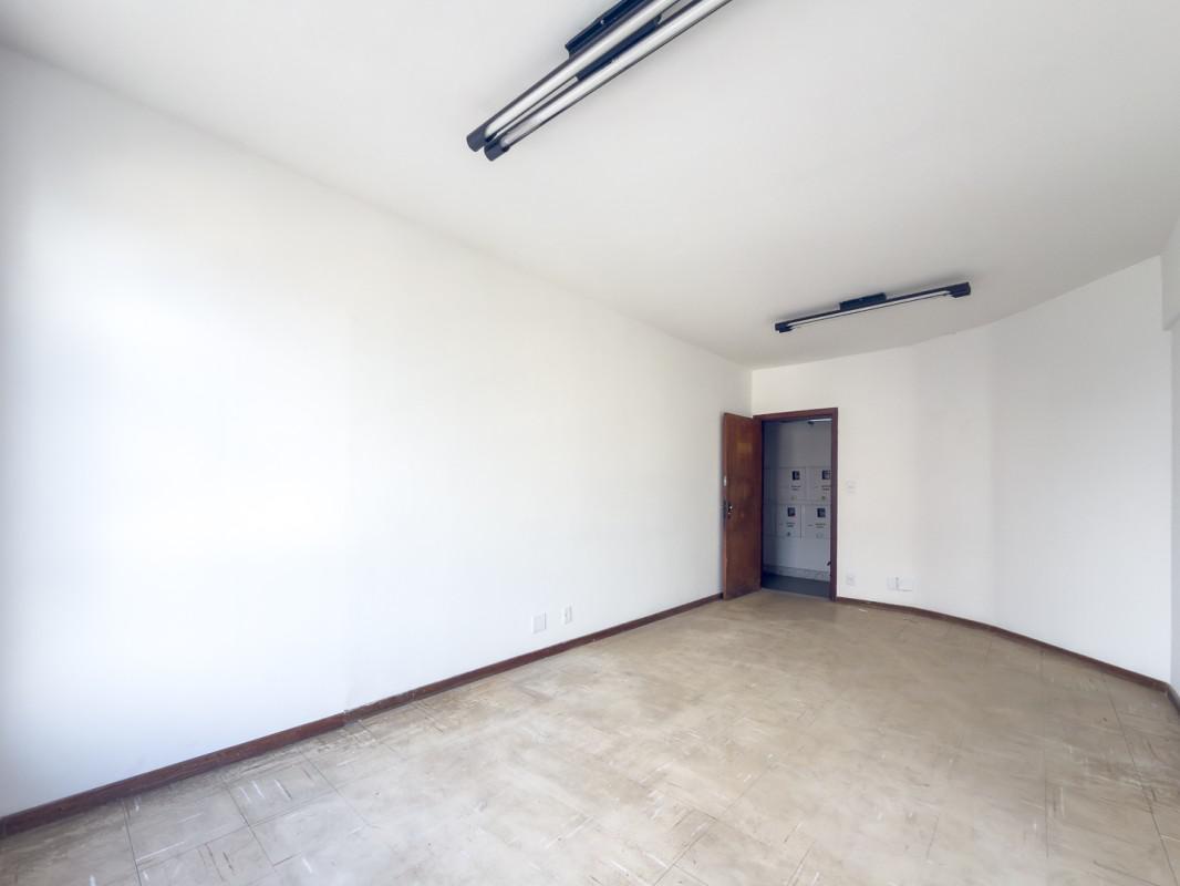 Sala, Sagrada Família, 0 Quarto, 0 Vaga