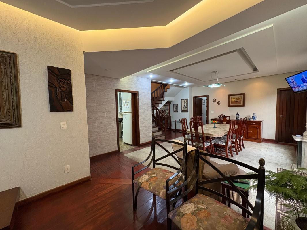 Casa, Paquetá, 4 Quartos, 2 Vagas, 1 Suíte
