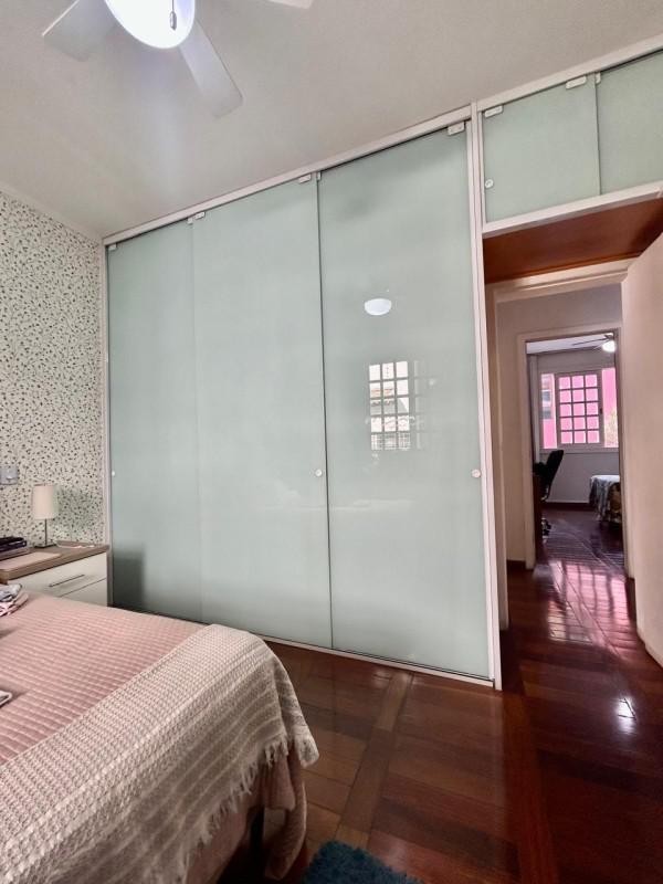 Casa, Castelo, 4 Quartos, 3 Vagas, 1 Suíte