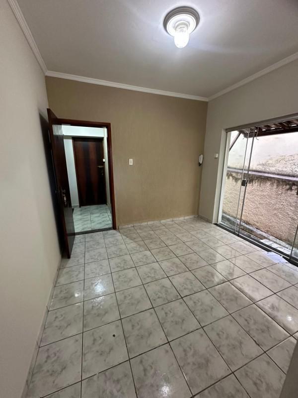 Casa, Bom Pastor, 2 Quartos, 0 Vaga