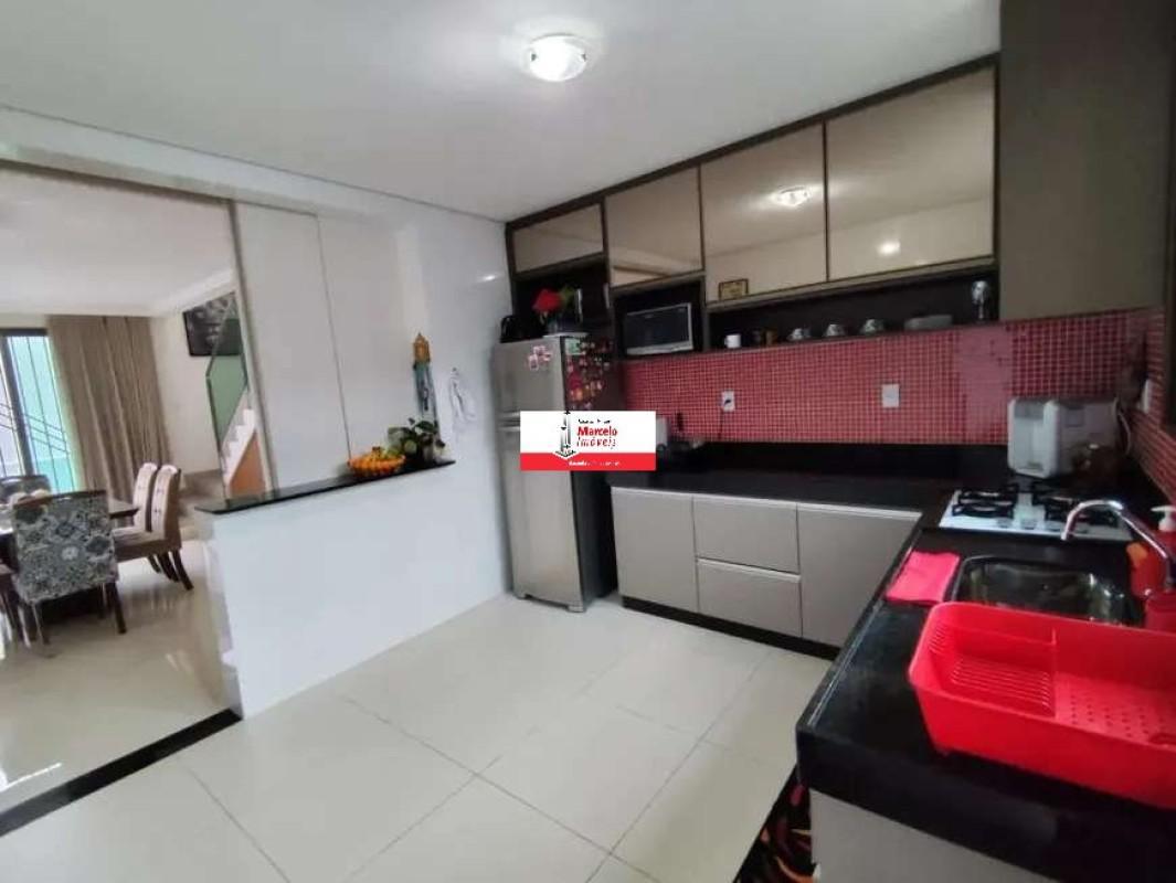 Casa, Trevo, 3 Quartos, 2 Vagas, 1 Suíte