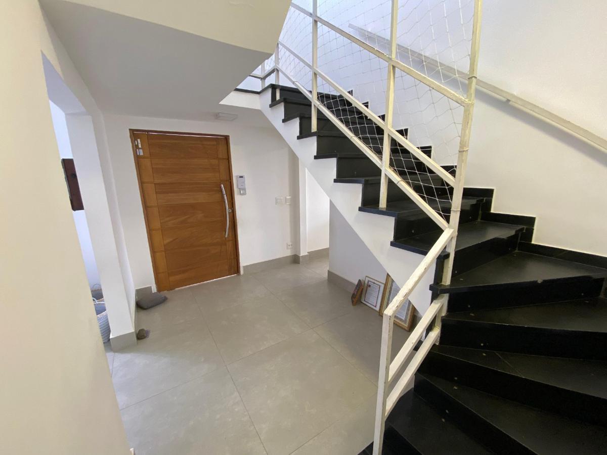 Casa, São José, 4 Quartos, 2 Vagas, 1 Suíte