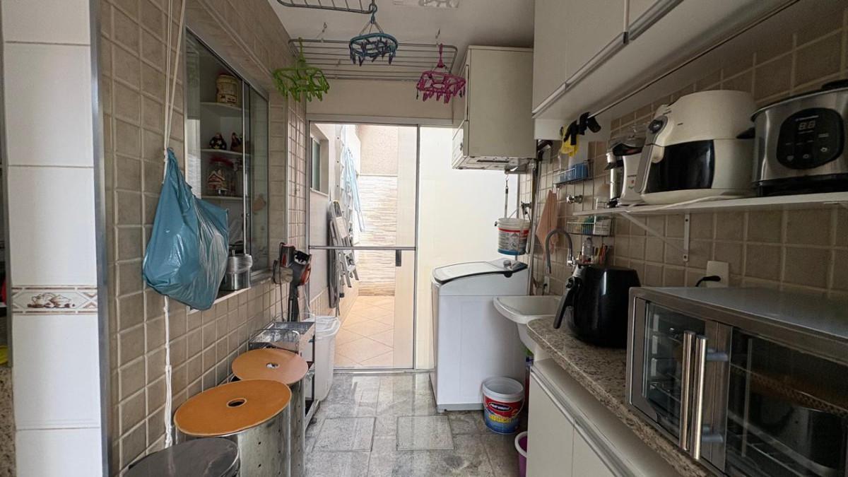 Casa, Calafate, 4 Quartos, 6 Vagas, 3 Suítes