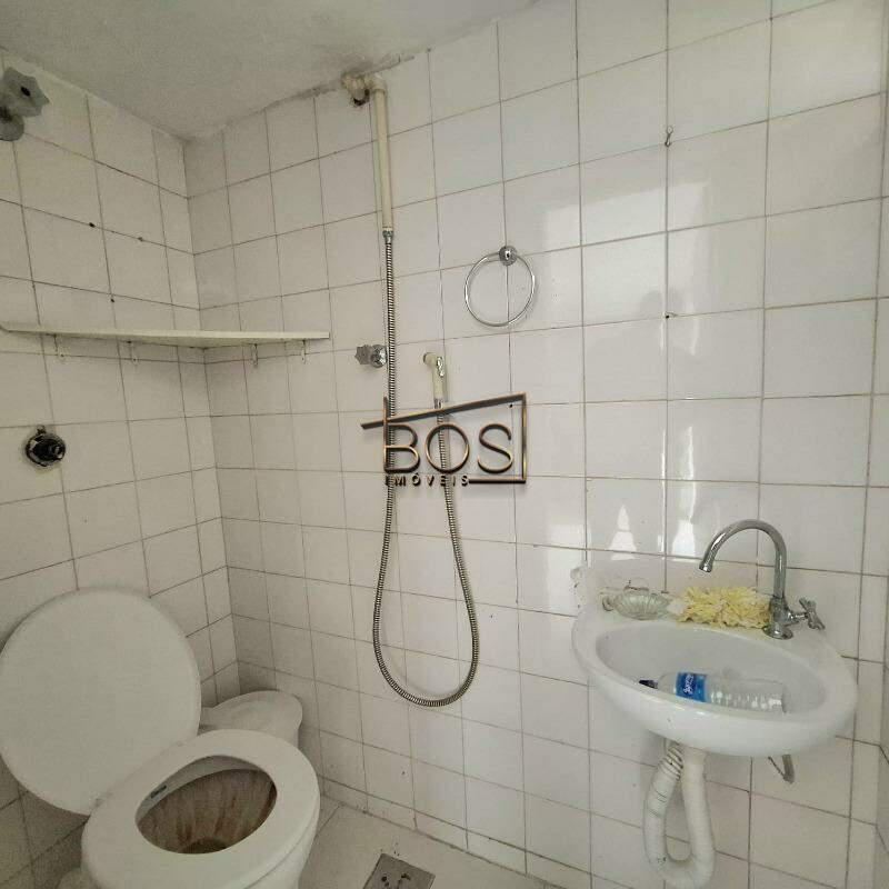 Andar, Savassi, 0 Quarto, 0 Vaga