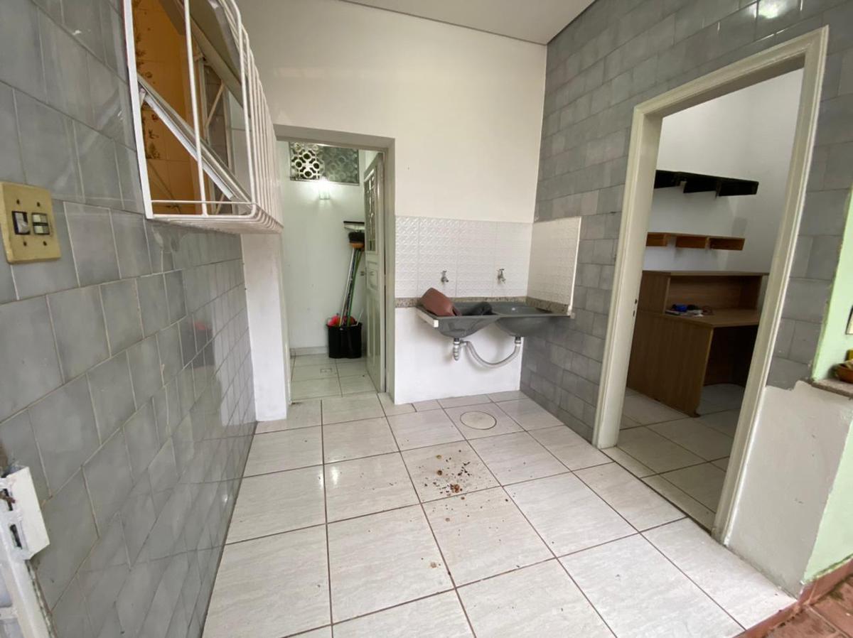 Casa, João Pinheiro, 4 Quartos, 0 Vaga, 2 Suítes