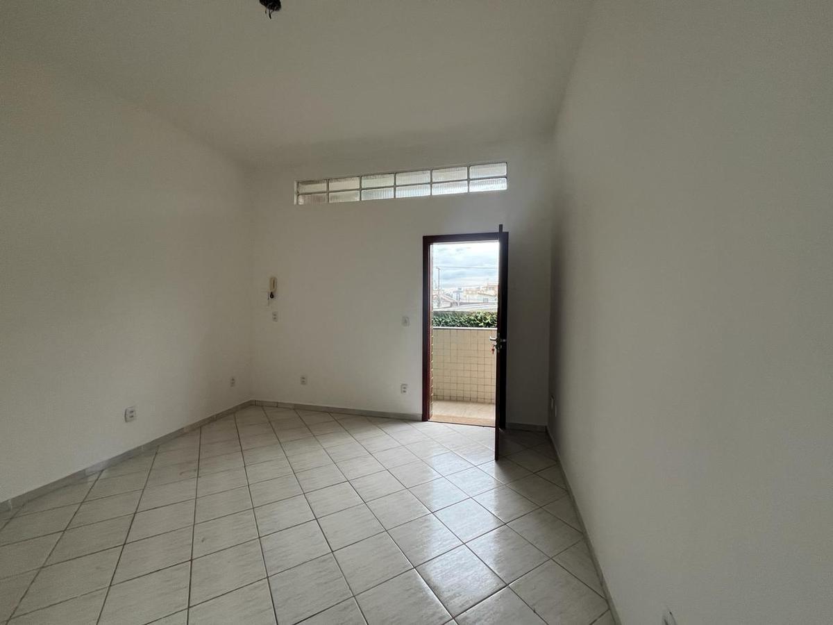 Sala, Padre Eustáquio, 0 Quarto, 0 Vaga