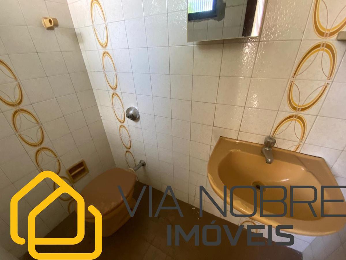 Sala, Savassi