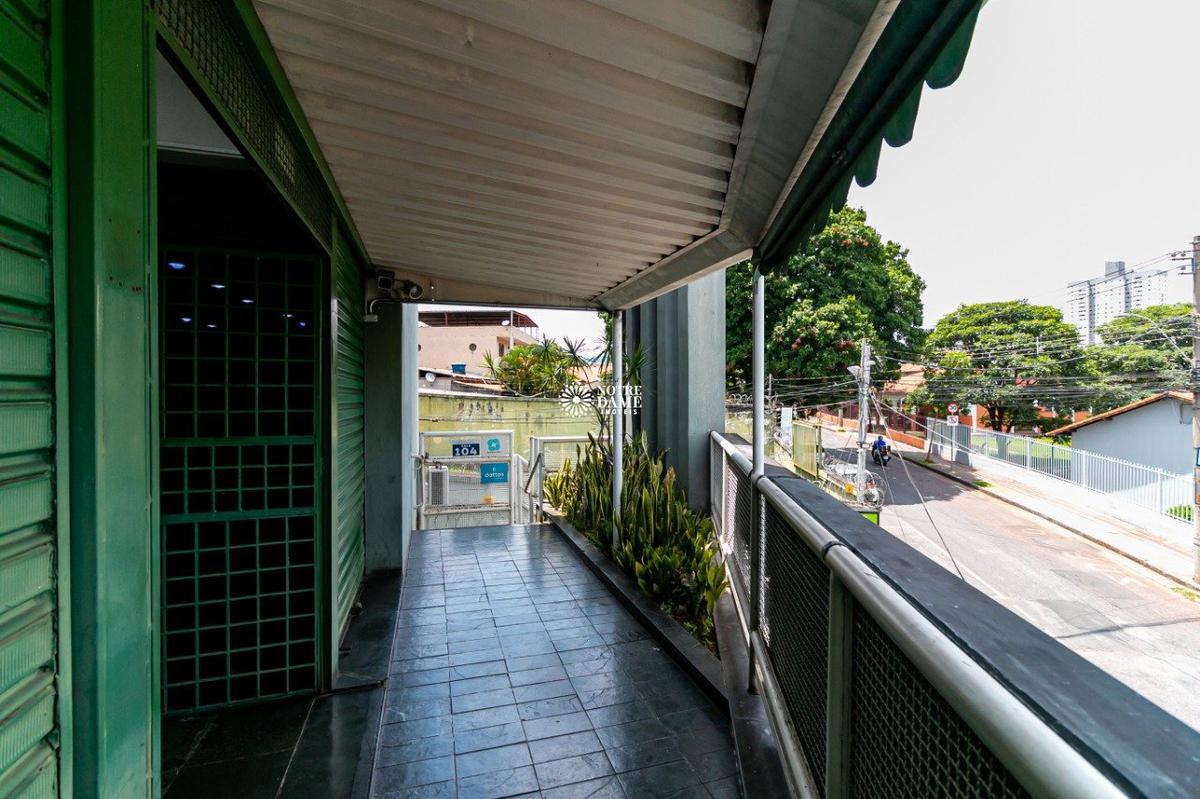 Galpão, Cinquentenário, 0 Quarto, 12 Vagas