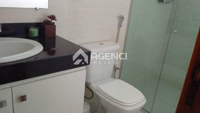 Casa, Camargos, 5 Quartos, 0 Vaga, 3 Suítes