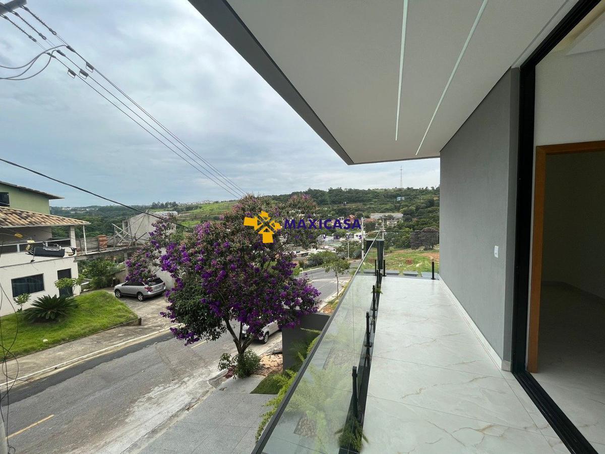 Casa, Condomínio Rosa dos Ventos, 3 Quartos, 4 Vagas, 3 Suítes