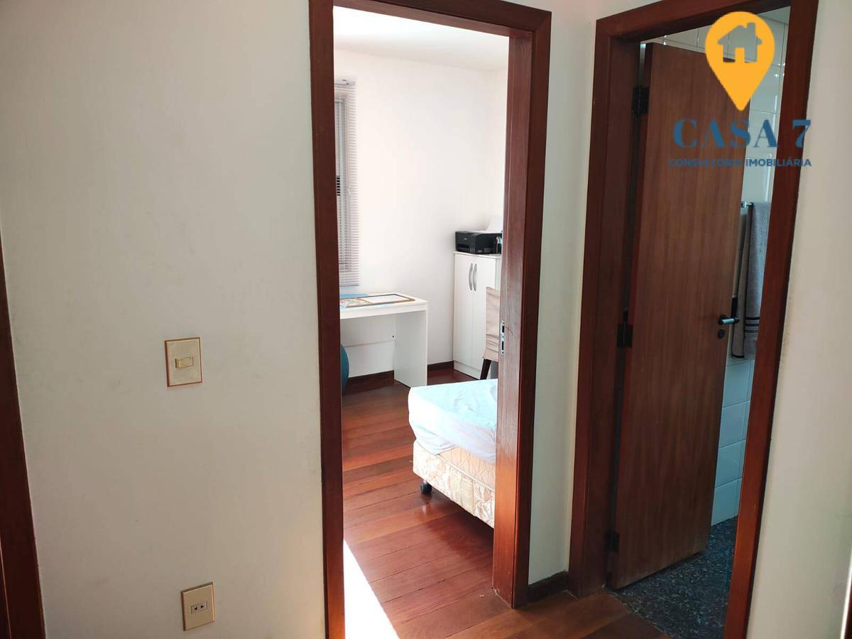 Apartamento, Coração de Jesus, 4 Quartos, 2 Vagas, 1 Suíte