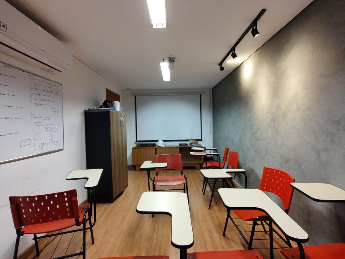 Galpão, Santa Cruz, 0 Quarto, 0 Vaga