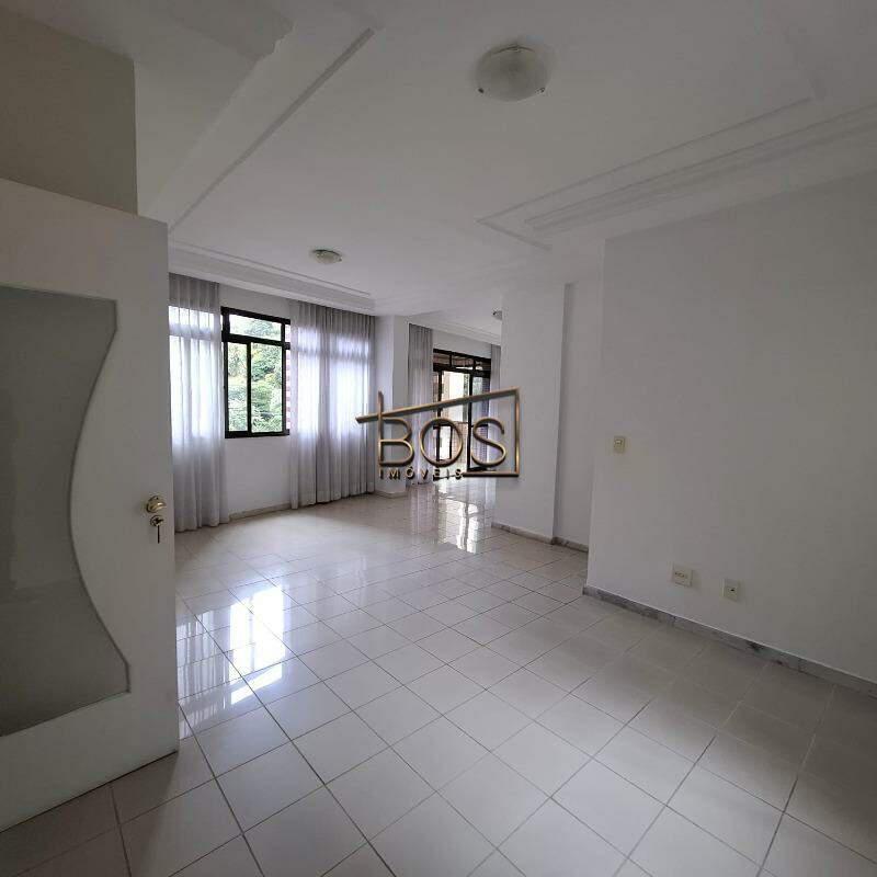 Apartamento, Luxemburgo, 4 Quartos, 3 Vagas, 1 Suíte