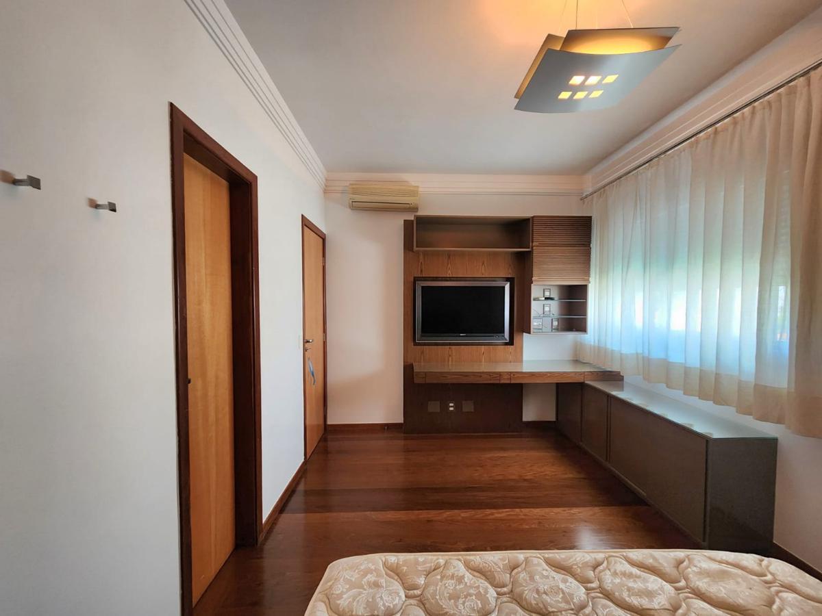 Apartamento, Funcionários, 4 Quartos, 3 Vagas, 2 Suítes