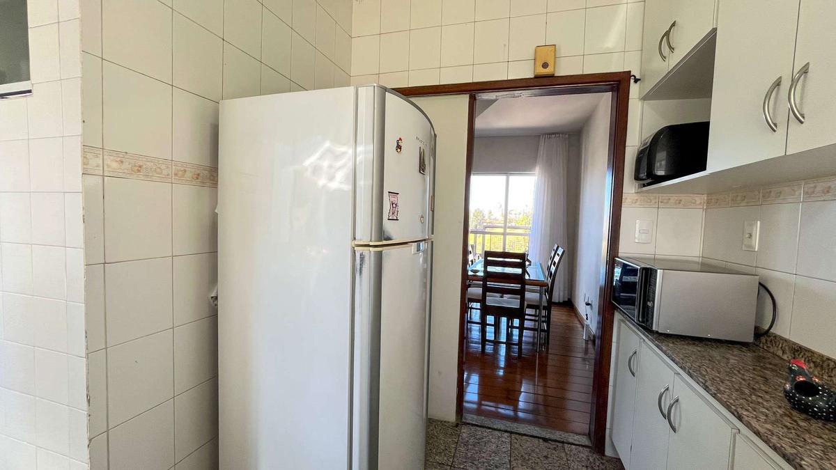 Cobertura, Luxemburgo, 4 Quartos, 2 Vagas, 1 Suíte