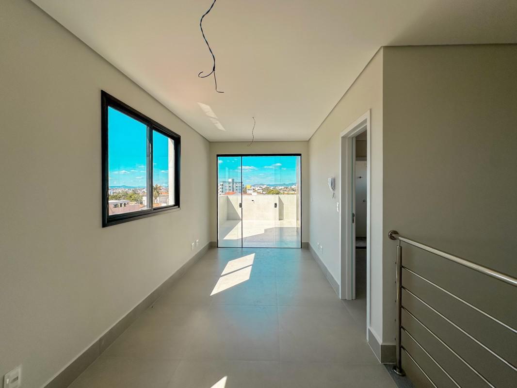 Cobertura, Planalto, 3 Quartos, 2 Vagas, 1 Suíte