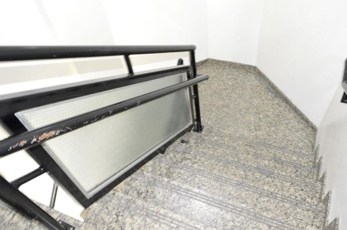 Sala, Venda Nova, 0 Quarto, 0 Vaga