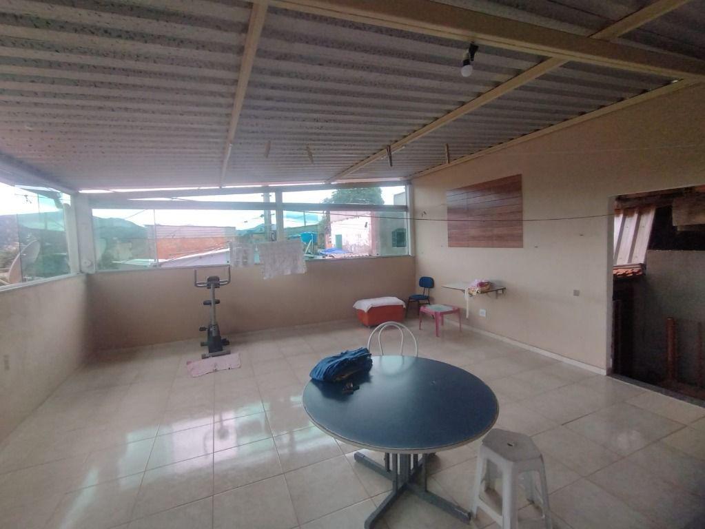 Casa, Adelmolândia, 2 Quartos, 1 Vaga, 1 Suíte