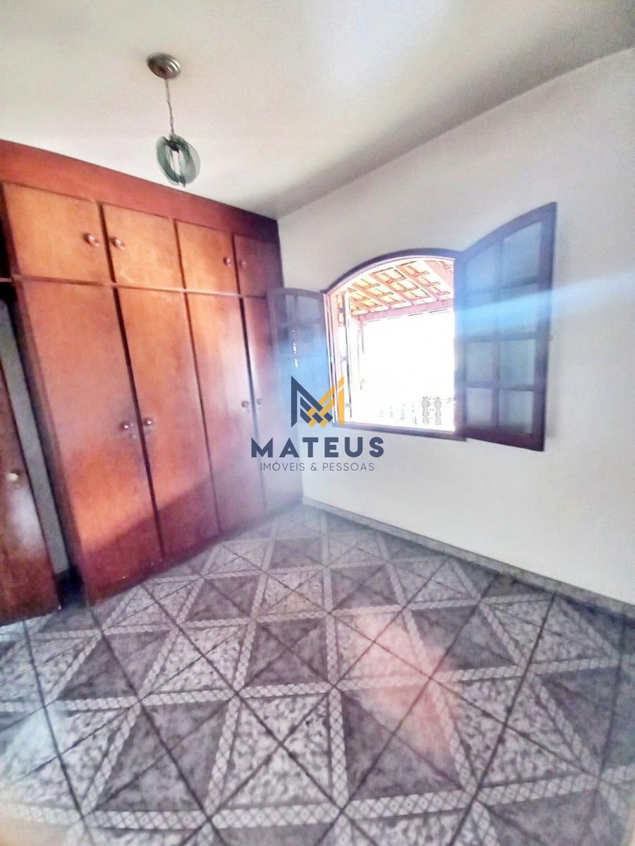 Casa, Caiçaras, 2 Quartos, 0 Vaga