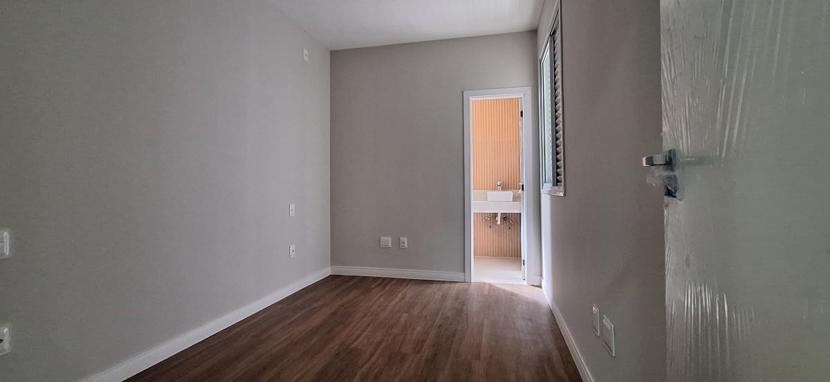 Casa, Nova Floresta, 4 Quartos, 2 Vagas, 2 Suítes