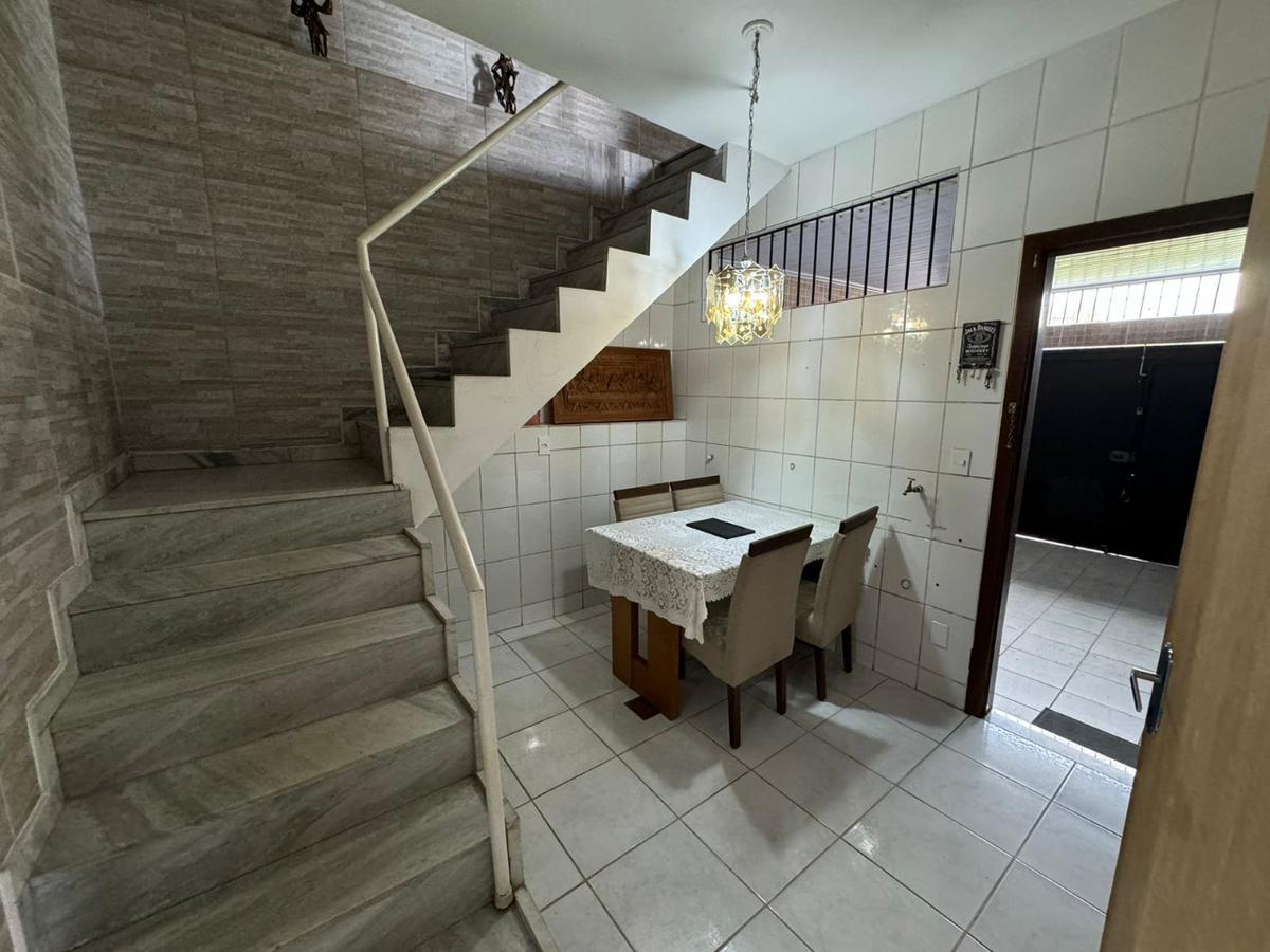 Casa, Colégio Batista, 9 Quartos, 3 Vagas, 2 Suítes