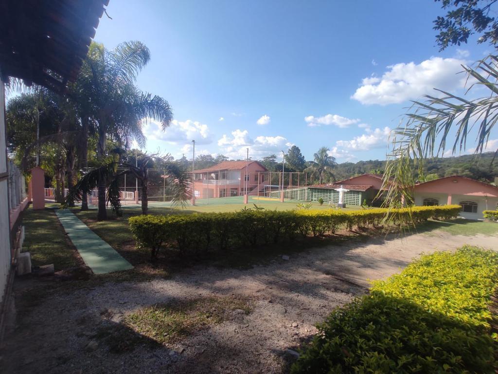 Fazenda, Casa Amarela, 9 Quartos, 10 Vagas, 5 Suítes